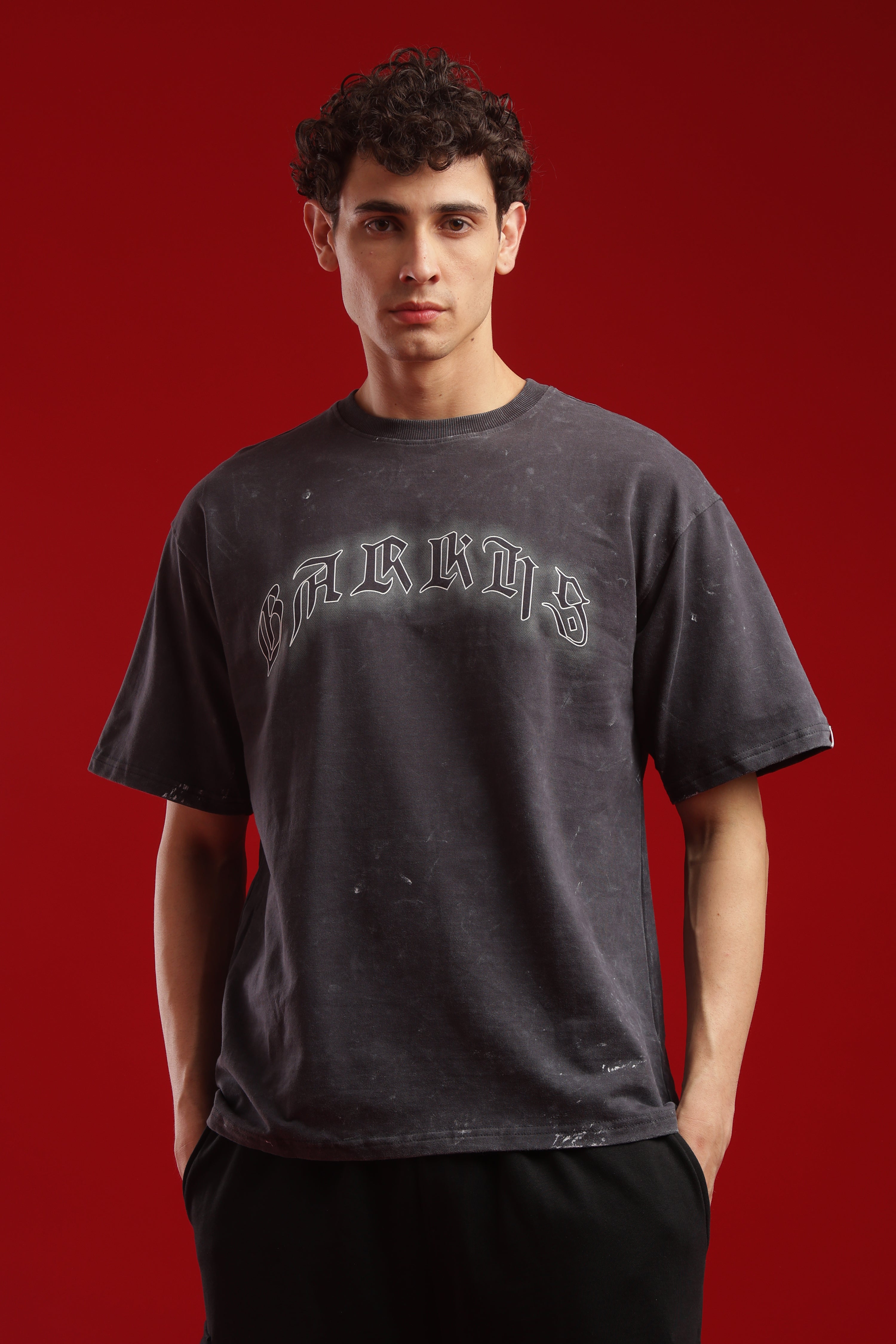 HYPE-DRIVEN STYLE ACID WASH TEE